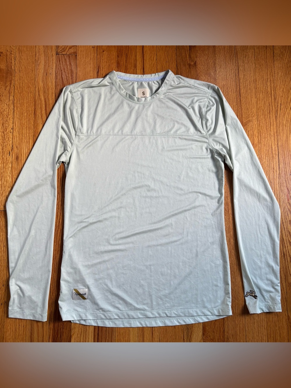 Tracksmith Session Light Blue Long-Sleeve Performance Tee Small